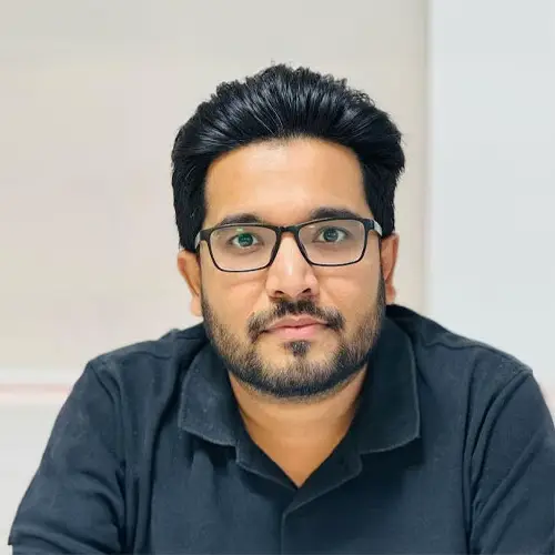 Puravansh Maitreya photo